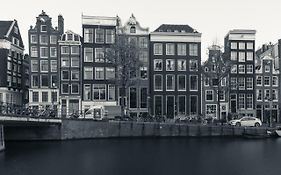 18Th Century Groundfloor Canal House With Patio/Garden
